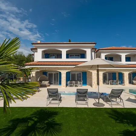 Luxury Loma 4*