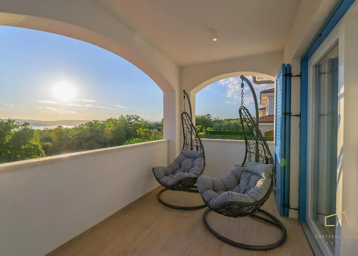 Luxury Loma