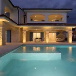Luxury Loma Pensionat Sveti Vid-Miholjice