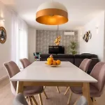 Guest house Luxury Loma