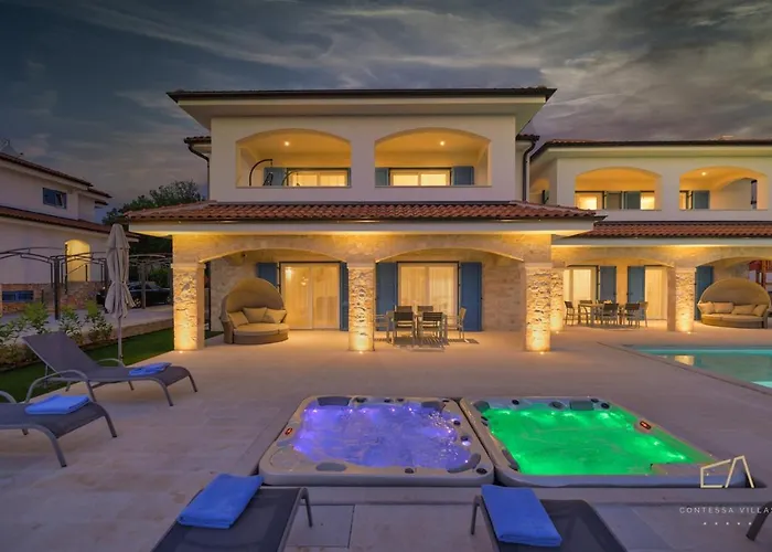 Luxury Loma
