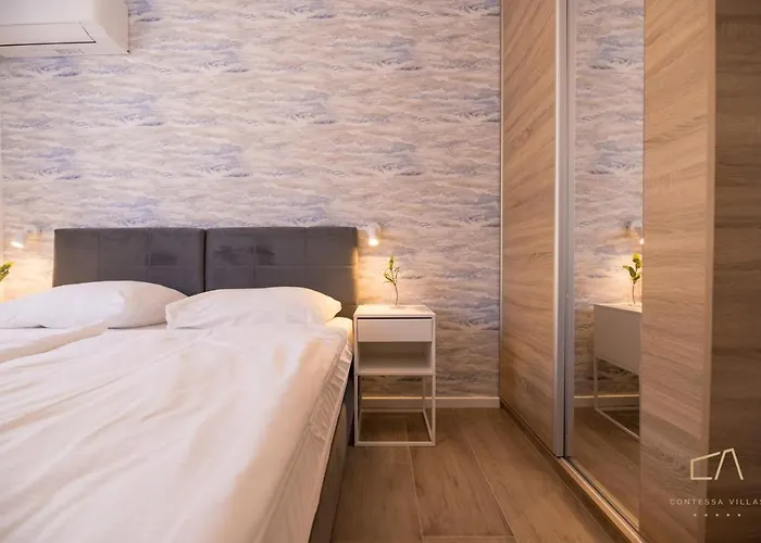 Luxury Loma בית הארחה