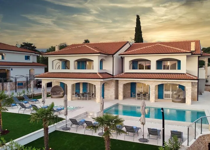 בית הארחה Luxury Loma