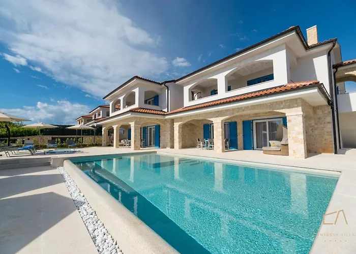Luxury Loma 4*