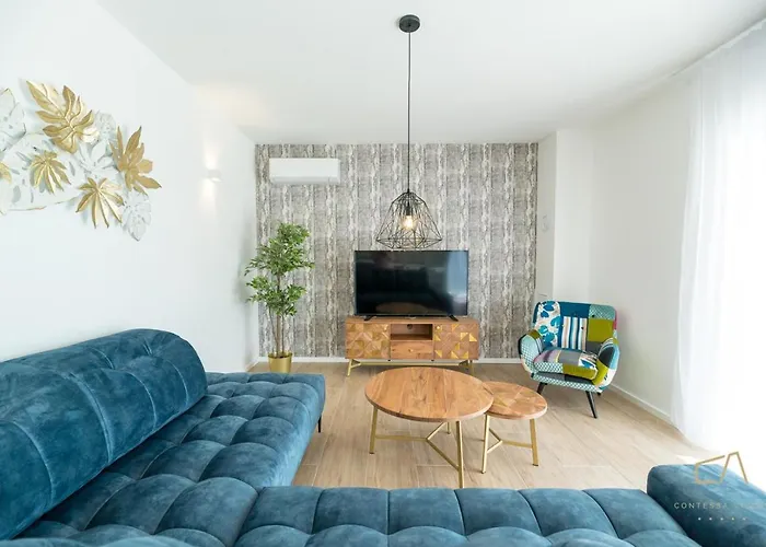 בית הארחה Luxury Loma